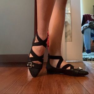 Black pointed ballet flats